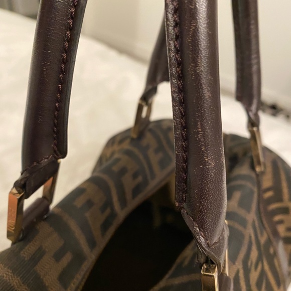 Fendi Zucca Boston Bag  / Offers are welcome!! - Picture 4 of 14